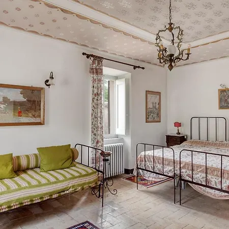 Holiday home Romeo *